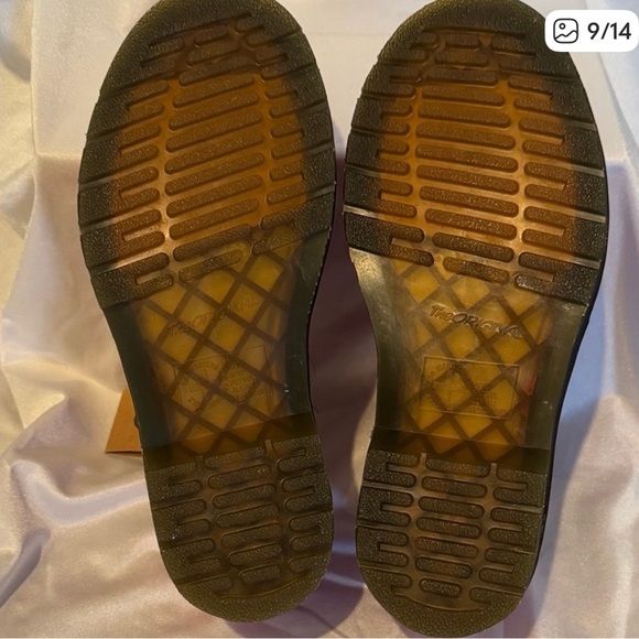 NWT Dr. Martens Pink Shoes - Picture 4 of 6